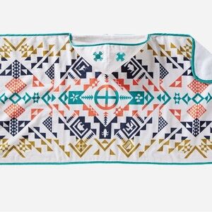 Pendleton Hooded Towel